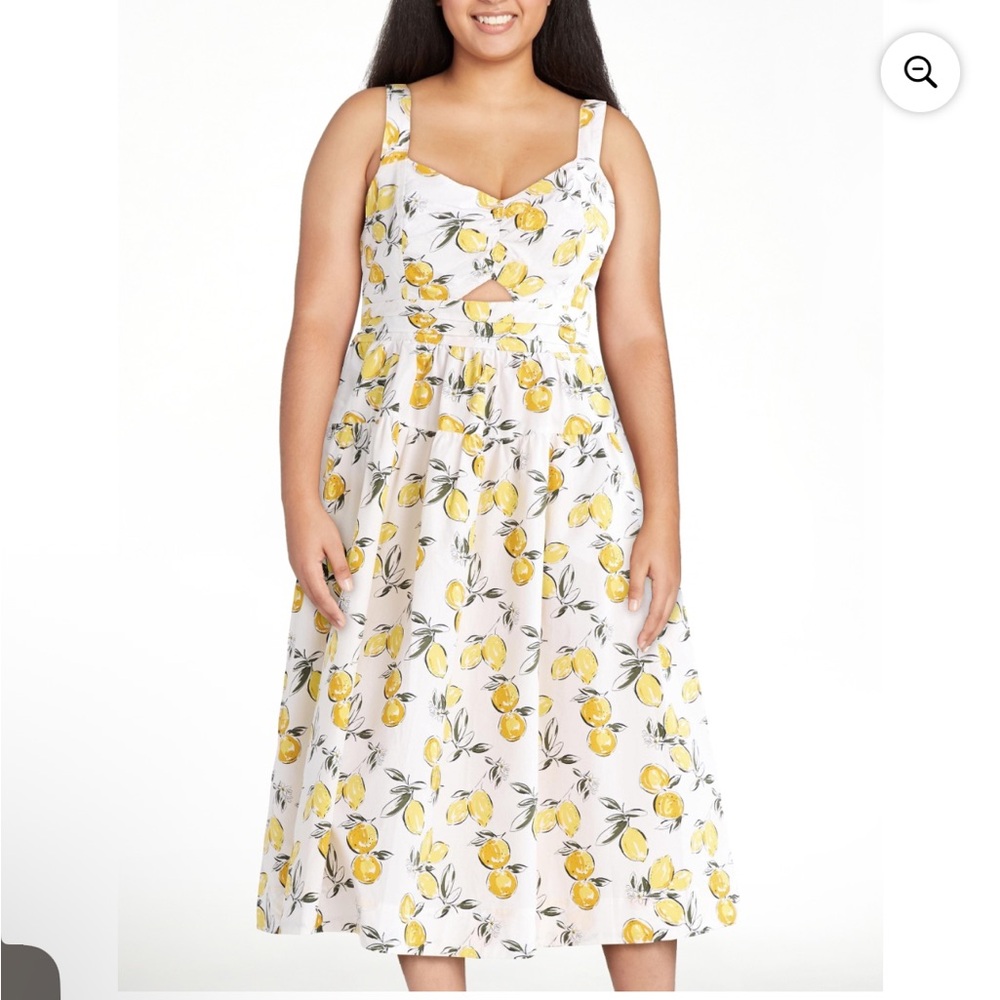 Chic White Maxi Dress with Lemon Print